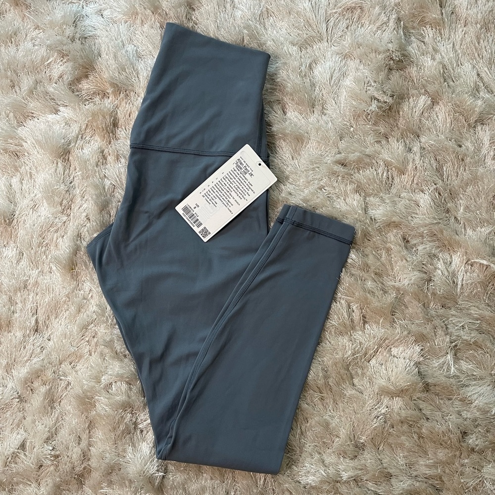 NEW WITH TAGS: Lululemon Align Pant 28in Super HR size 8
